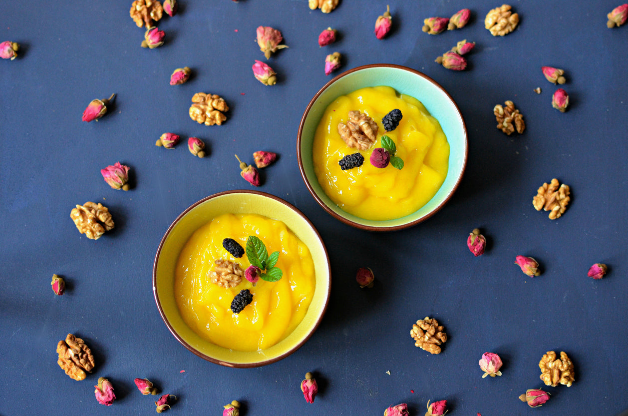 turmeric-mango-smoothie-bowls
